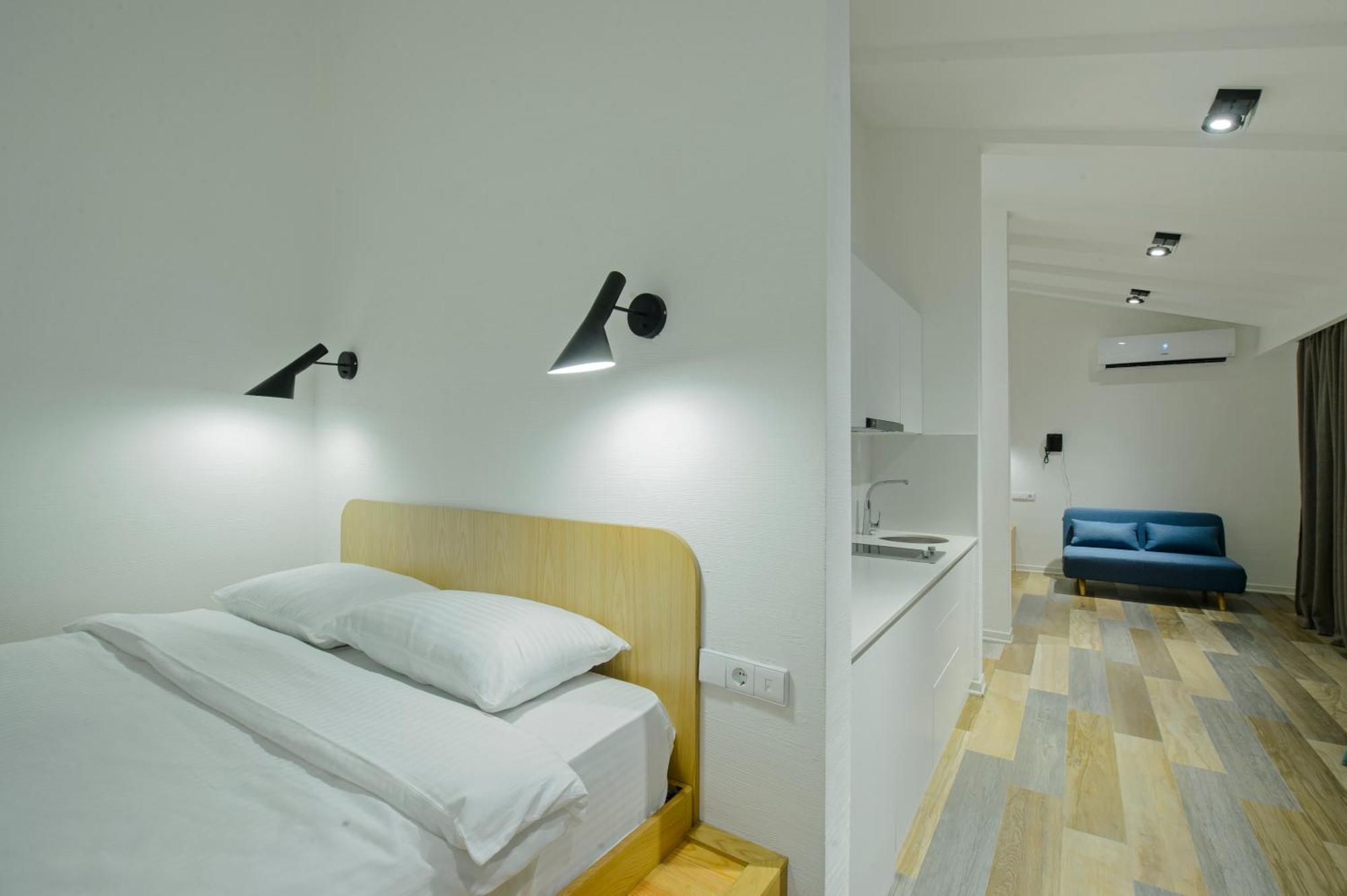 Mariinsky Boutique Hotel Батумі Екстер'єр фото