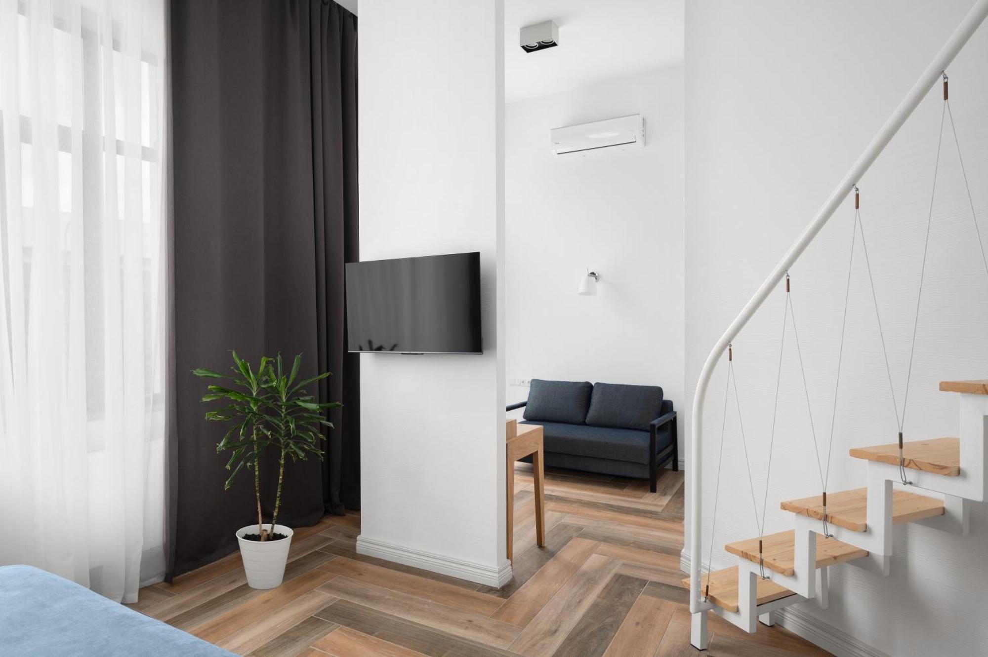 Mariinsky Boutique Hotel Батумі Екстер'єр фото