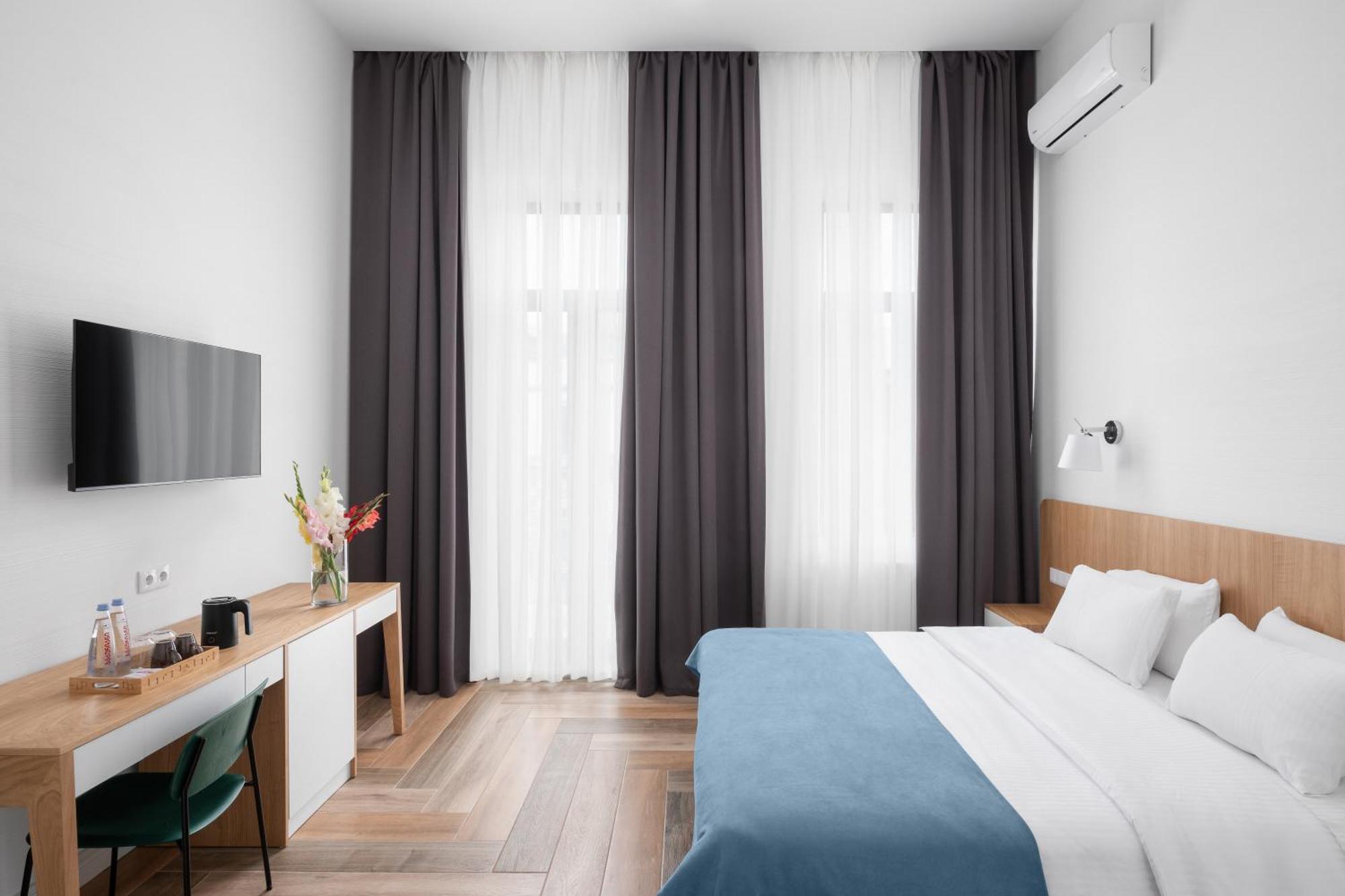 Mariinsky Boutique Hotel Батумі Екстер'єр фото